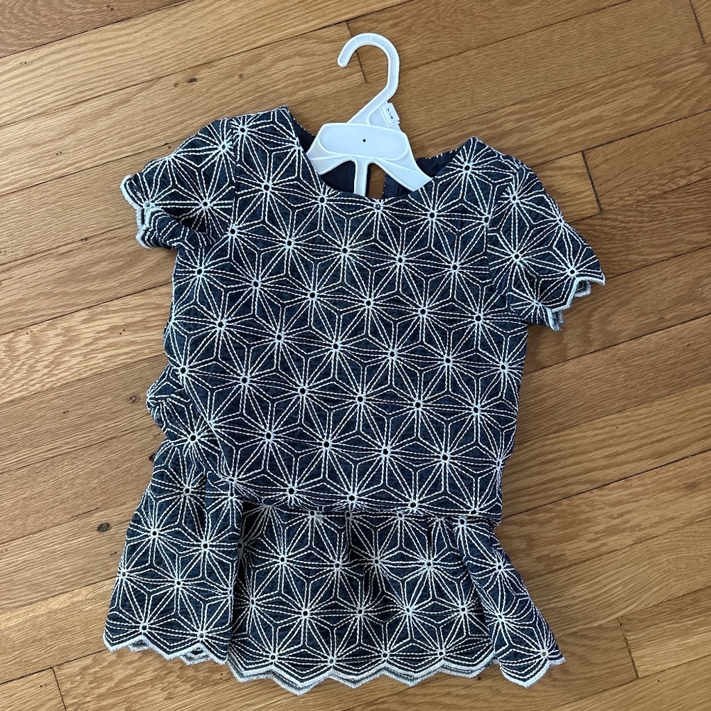 Oshkosh skirt top set